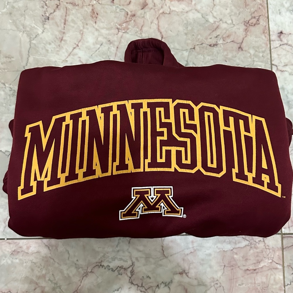 oversized maroon minnesota drawstring hoodie